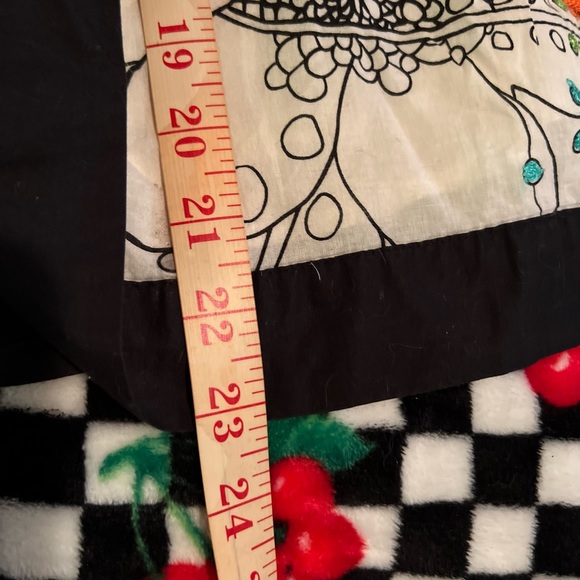 NWOT Sunny Leigh skirt with embroidery flowers. Measurements added - Picture 12 of 14